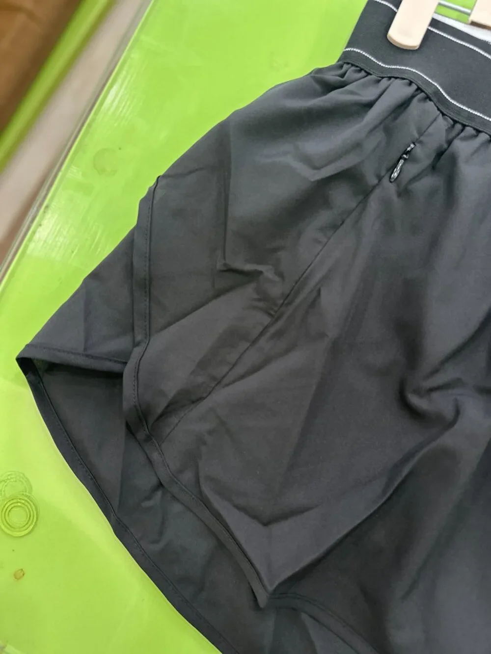 Women's Alo Shorts — Black, Size M - Picture 3 of 5